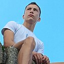Знакомства: Кирилл, 18 лет, Великий Новгород