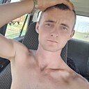 Знакомства: Олег, 25 лет, Миллерово