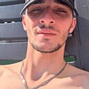 Знакомства: Александр, 24 года, Владикавказ