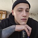 Знакомства: Виктор, 20 лет, Свердловск