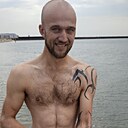 Знакомства: Евгений, 31 год, Новоайдар