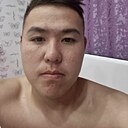 Знакомства: Максим, 19 лет, Абакан