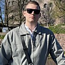 Знакомства: Данил, 24 года, Казань