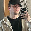 Знакомства: Влад, 19 лет, Солигорск