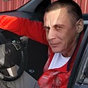 Знакомства: Макс, 41 год, Холмская