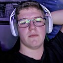 Знакомства: Илья, 18 лет, Донецк (Ростовская обл.)