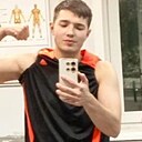Знакомства: Вадя, 23 года, Ульяновск