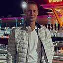 Знакомства: Макс, 21 год, Курганинск