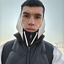 Знакомства: Максим, 24 года, Лесозаводск