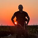 Знакомства: Павел, 20 лет, Слоним