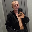 Знакомства: Ромик, 33 года, Бобруйск