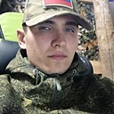 Знакомства: Илья, 24 года, Магнитогорск
