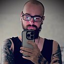 Знакомства: Илья, 26 лет, Печора