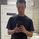 Знакомства: Макс, 29 лет, Россошь