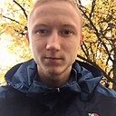 Знакомства: Максим, 24 года, Солигорск