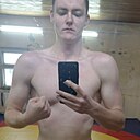 Знакомства: Иван, 28 лет, Усолье-Сибирское