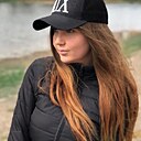 Знакомства: Юлия, 33 года, Тюмень