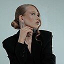 Знакомства: Ксю, 18 лет, Москва