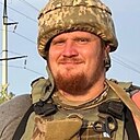 Знакомства: Олег, 33 года, Новониколаевка