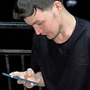 Знакомства: Иван, 24 года, Салехард