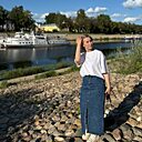 Знакомства: Даша, 21 год, Вологда