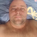 Знакомства: Андрей, 39 лет, Артем