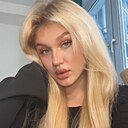 Знакомства: Евгения, 21 год, Новокузнецк