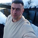 Знакомства: Максим, 33 года, Зима