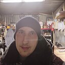 Знакомства: Илья, 26 лет, Асино