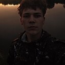 Знакомства: Максим, 19 лет, Жлобин