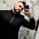 Знакомства: Артем, 41 год, Москва