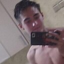 Знакомства: Владислав, 19 лет, Екатеринбург