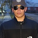 Знакомства: King, 19 лет, Грозный