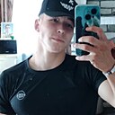 Знакомства: Даниил, 21 год, Луганск