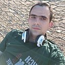 Знакомства: Кирилл, 32 года, Донской