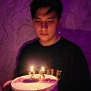 Знакомства: Макс, 25 лет, Пермь