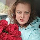 Знакомства: Ксения, 28 лет, Казань