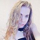 Знакомства: Каприzzная, 28 лет, Луганск