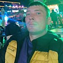 Знакомства: Александр, 33 года, Владивосток