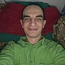 Знакомства: Олег, 38 лет, Кривой Рог