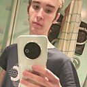 Знакомства: Илья, 20 лет, Лысково