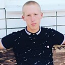 Знакомства: Родион, 21 год, Элиста