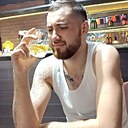 Знакомства: Виктор, 27 лет, Артем