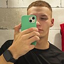 Знакомства: Кирилл, 18 лет, Бийск