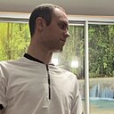 Знакомства: Максим, 28 лет, Керчь