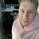 Знакомства: Максим, 21 год, Лида