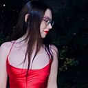 Знакомства: Екатерина, 20 лет, Саратов