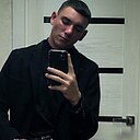 Знакомства: Егор, 23 года, Северск
