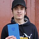 Знакомства: Максим, 19 лет, Шадринск