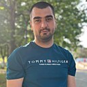 Знакомства: Артем, 32 года, Гулькевичи